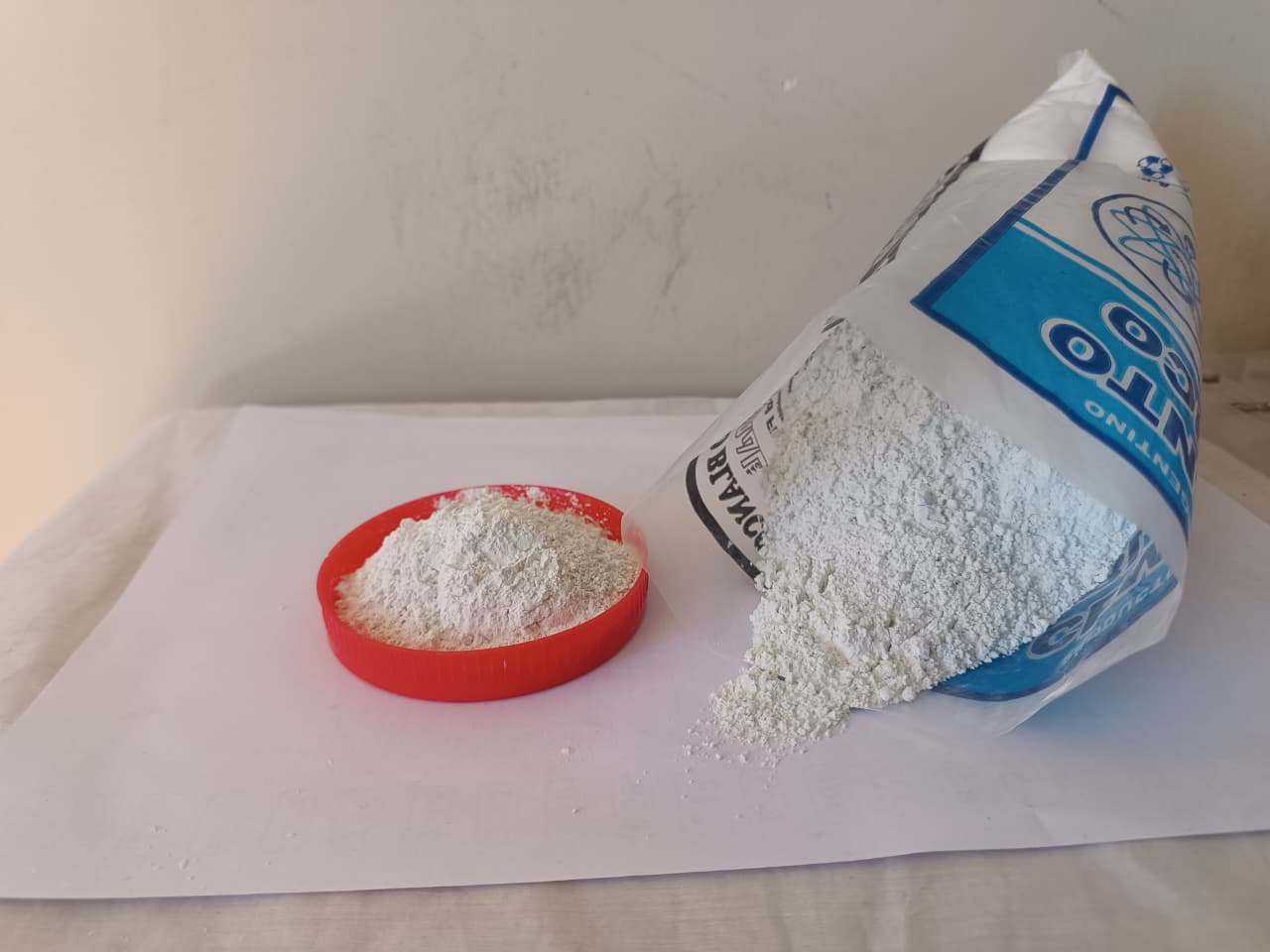 Cemento Blanco - Presentación 25kg